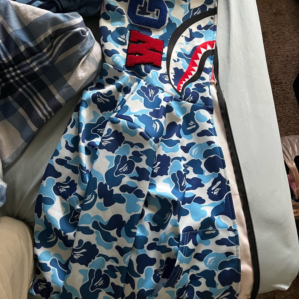 Full zip Hoodie